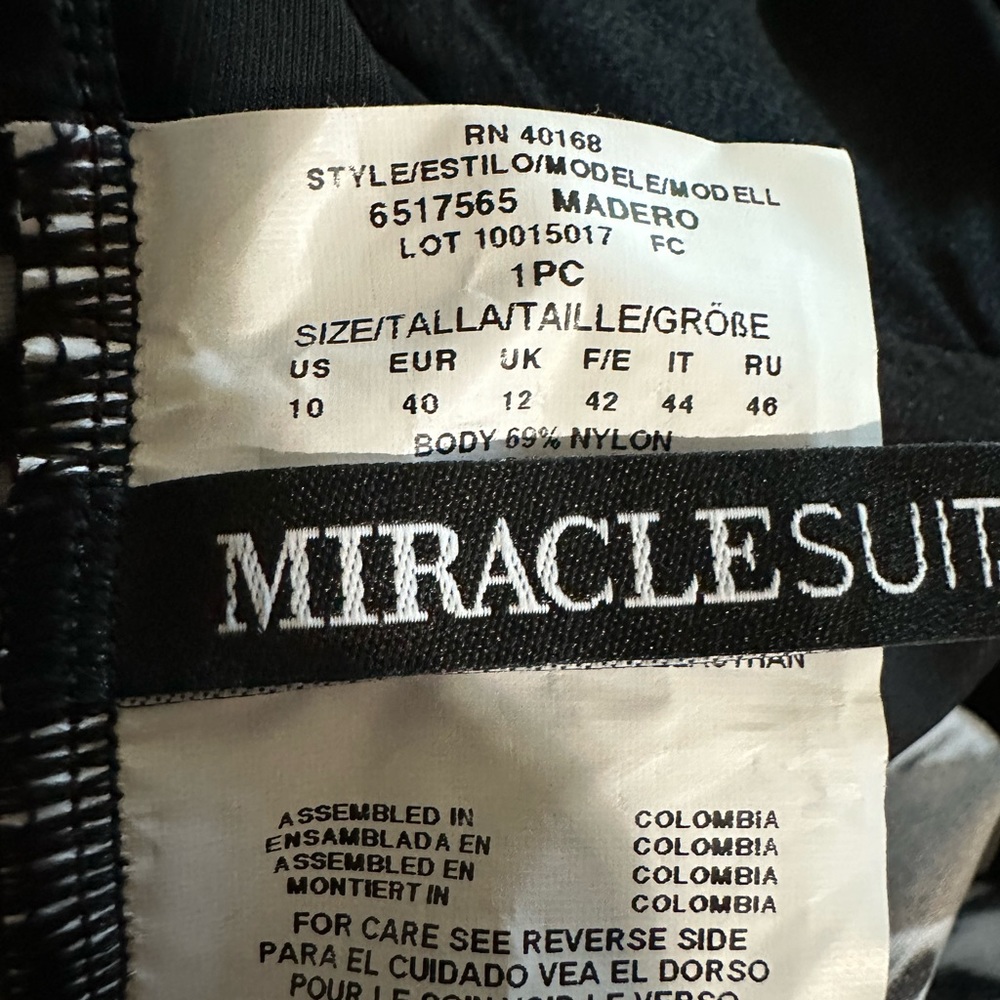 NWT Feline Fixation Miraclesuit size 10 - Picture 7 of 11